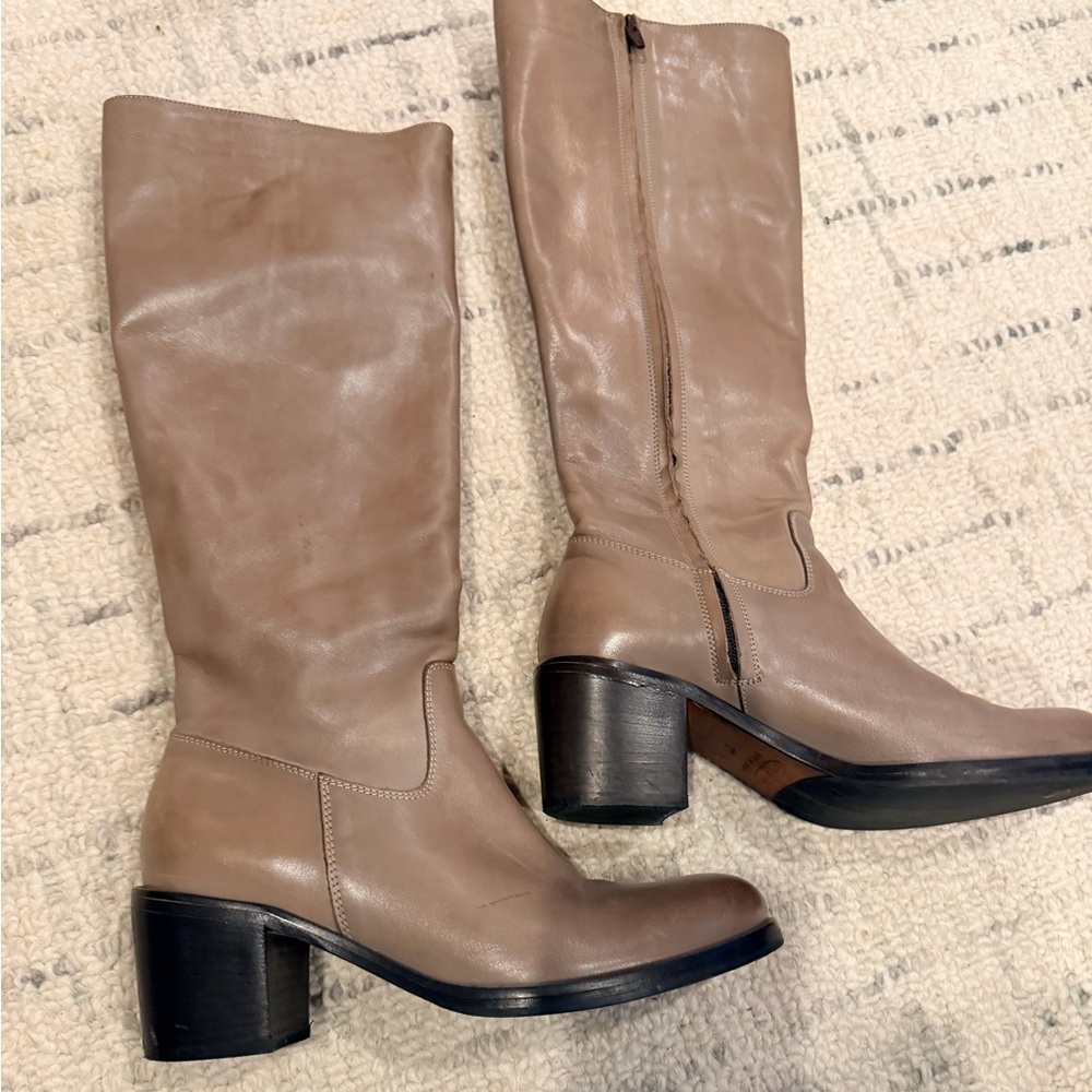 Accademia Beige Leather Heeled Boots